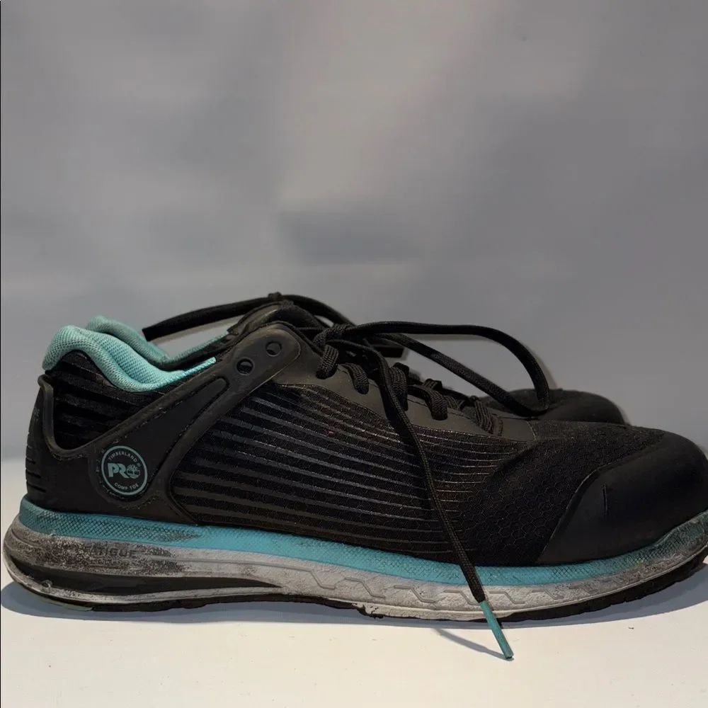 Women’s Timberland steel toed sneaker - Picture 4 of 9